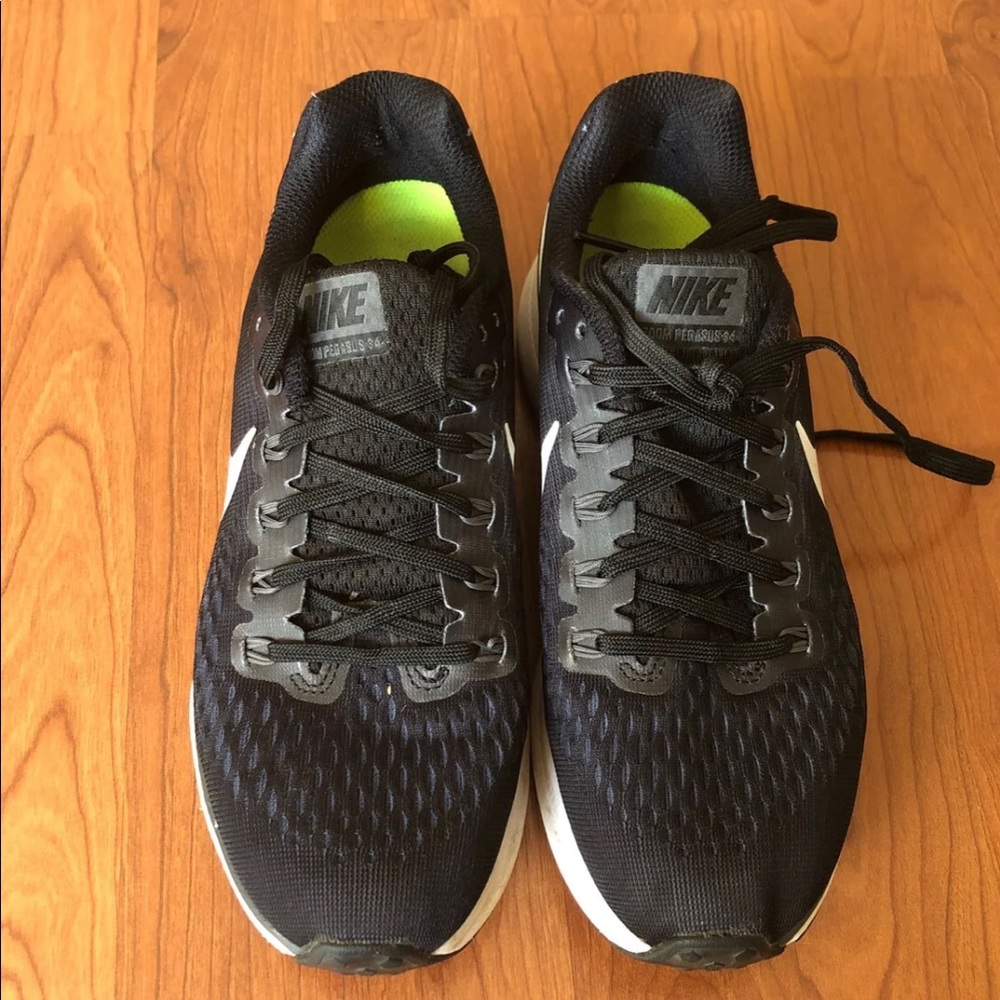 Women’s Nike Zoom Pegasus 36. Size 7.5